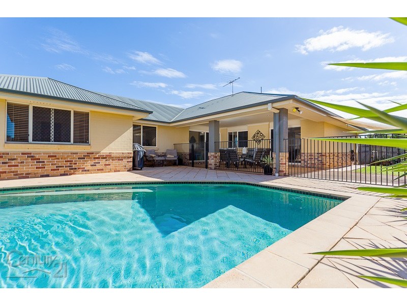 42 Hayman Street, Redland Bay QLD 4165