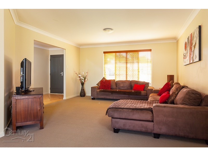 42 Hayman Street, Redland Bay QLD 4165