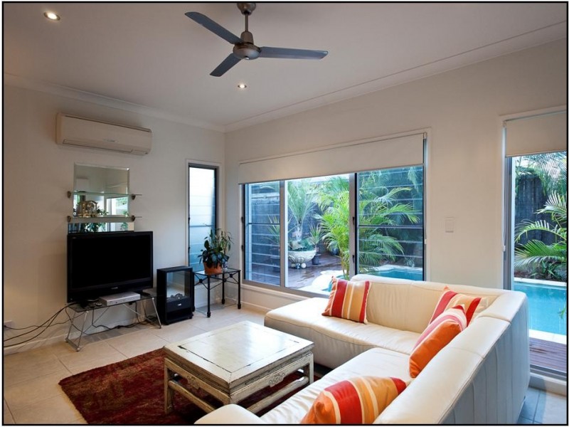 9 Cyan, Redland Bay QLD 4165