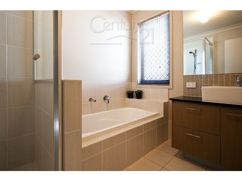 1 Scribbly Gum Place, Mount Cotton QLD 4165