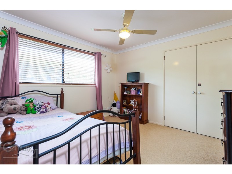 11 Mathison Court, Redland Bay QLD 4165