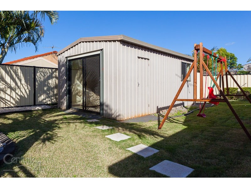 13 School Road, Victoria Point QLD 4165