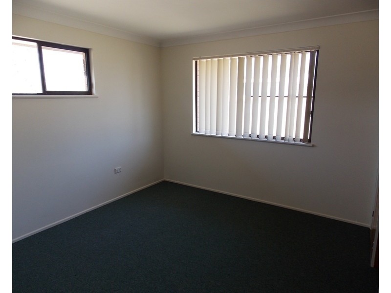 20 Grey Street, Nanango QLD 4615