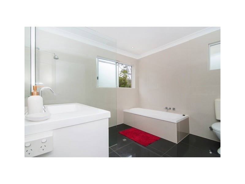 5 BEATON COURT, Ormeau QLD 4208