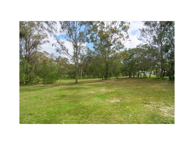 5 BEATON COURT, Ormeau QLD 4208