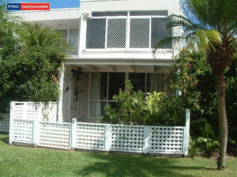 8/2 Venus Court, Banksia Beach QLD 4507