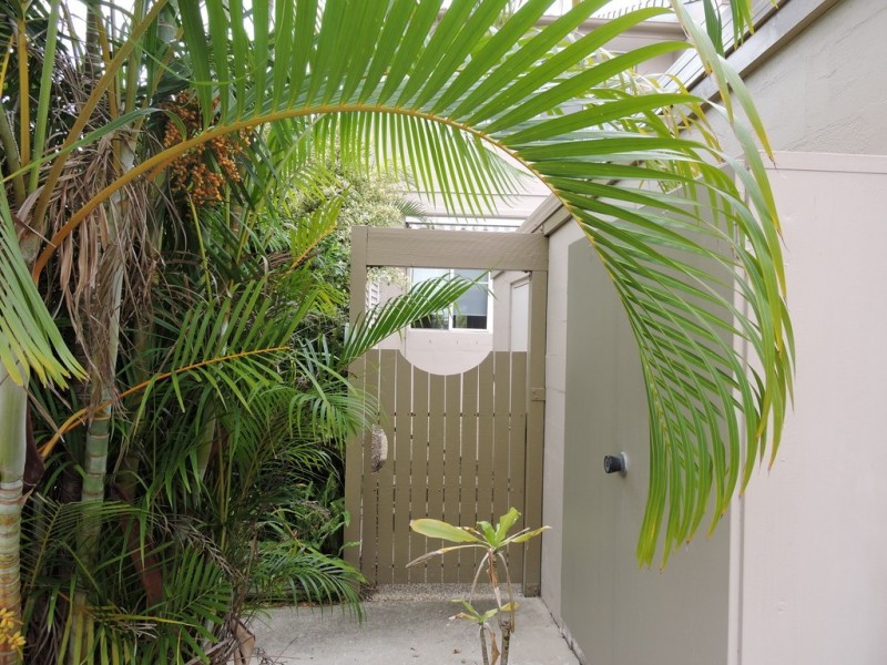 8/2 Venus Court, Banksia Beach QLD 4507