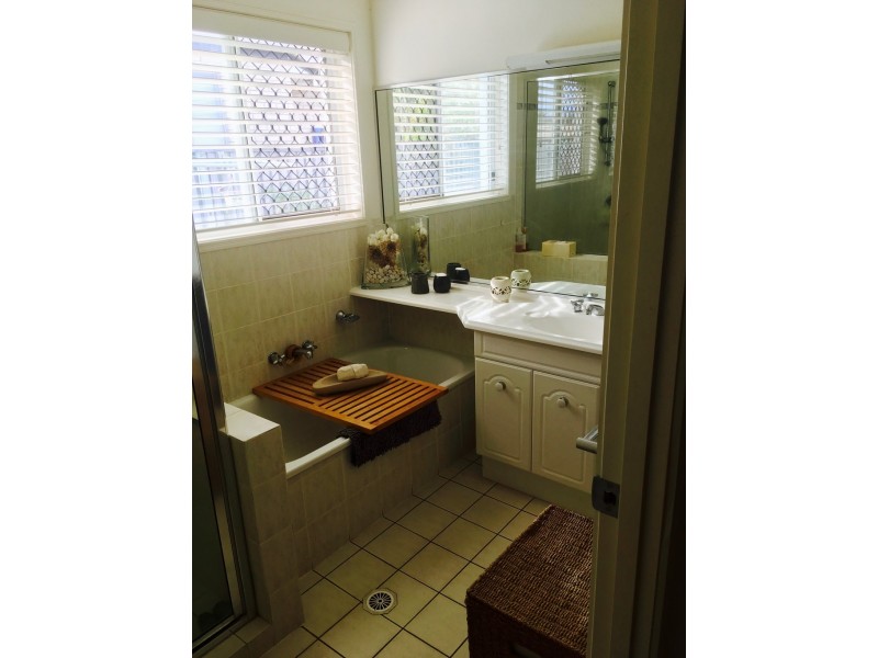 17 Seaforth, Sandstone Point QLD 4511