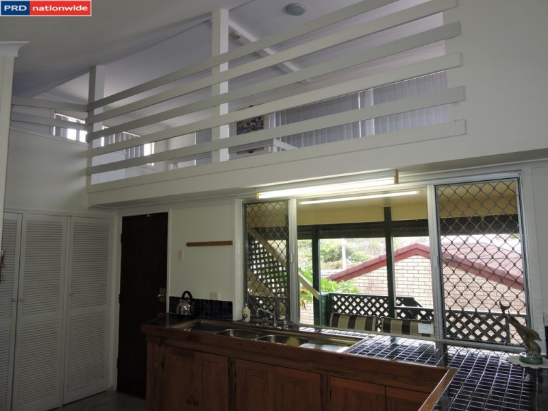 98 Biggs Avenue, Beachmere QLD 4510