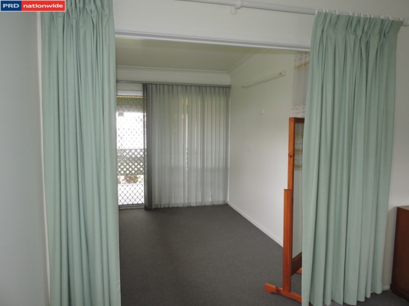 98 Biggs Avenue, Beachmere QLD 4510