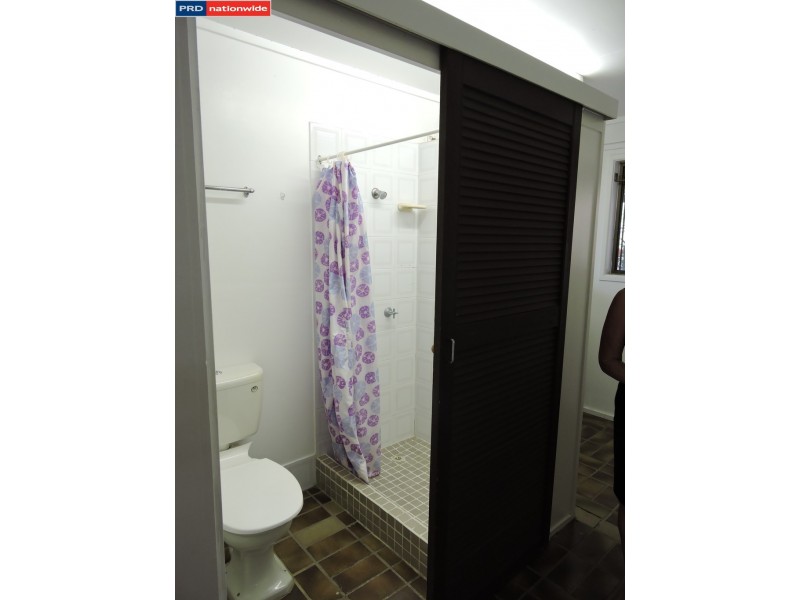 98 Biggs Avenue, Beachmere QLD 4510