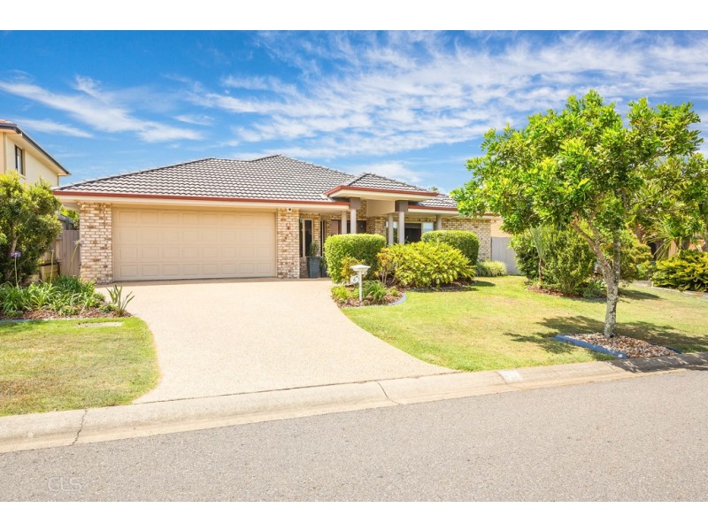 6 Seaforth Street, Sandstone Point QLD 4511