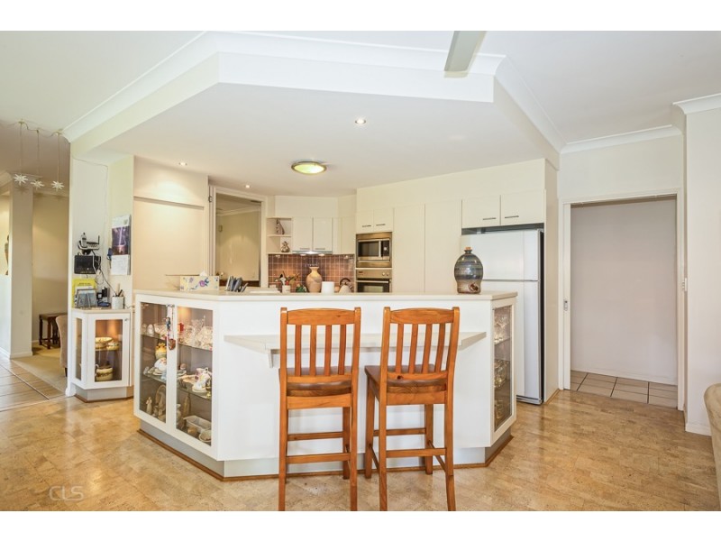 6 Seaforth Street, Sandstone Point QLD 4511