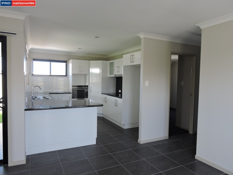 14 Lungfish Circuit, Bongaree QLD 4507
