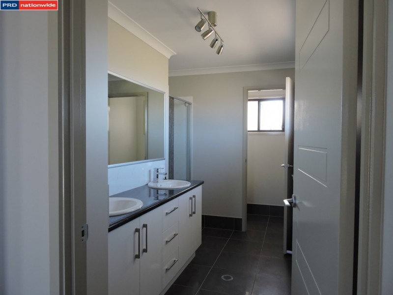 14 Lungfish Circuit, Bongaree QLD 4507