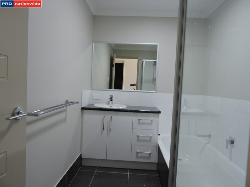 14 Lungfish Circuit, Bongaree QLD 4507