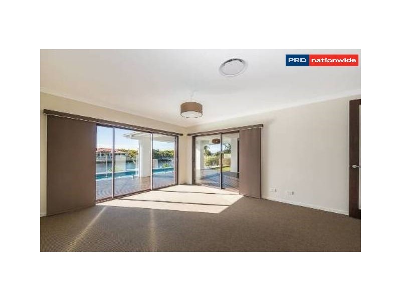 121 Voyager Drive, Banksia Beach QLD 4507
