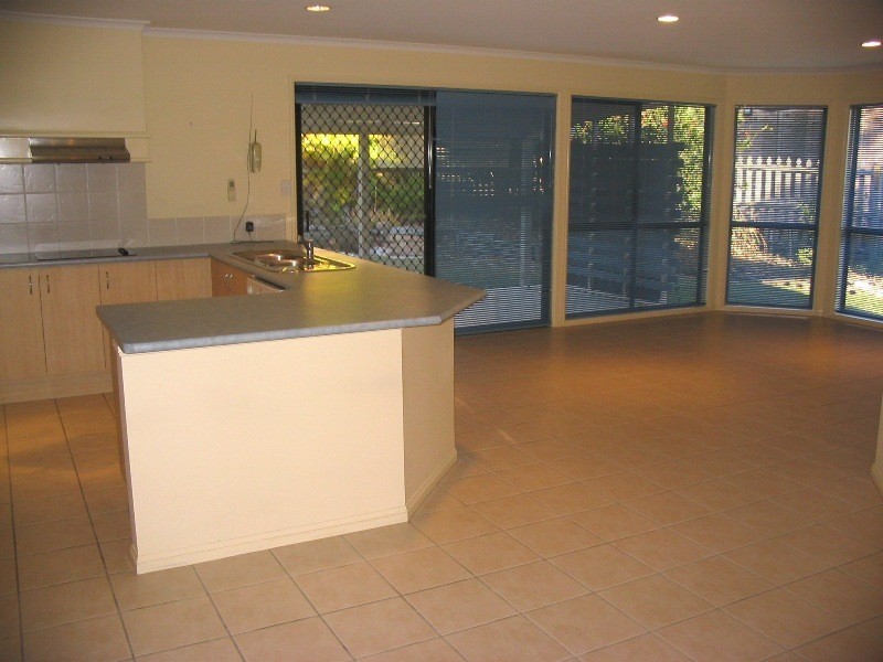 Sandstone Point QLD 4511