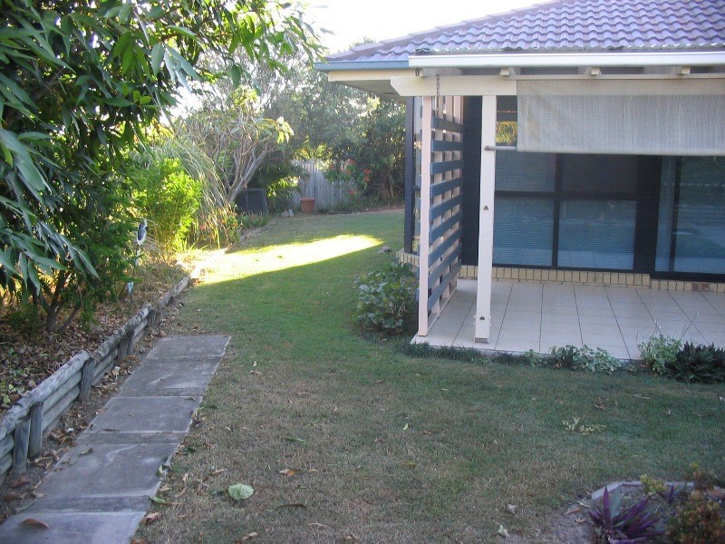 Sandstone Point QLD 4511