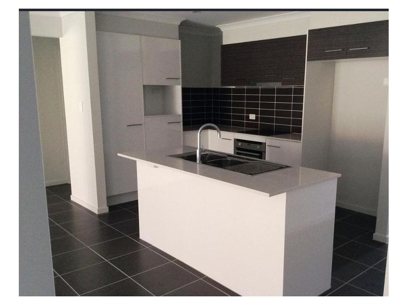 15 Bora Place, Ningi QLD 4511