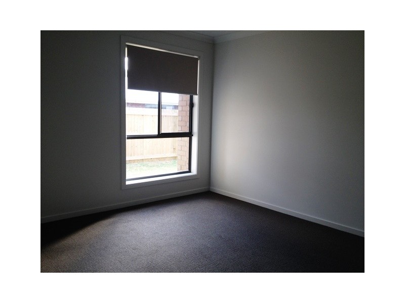 15 Bora Place, Ningi QLD 4511