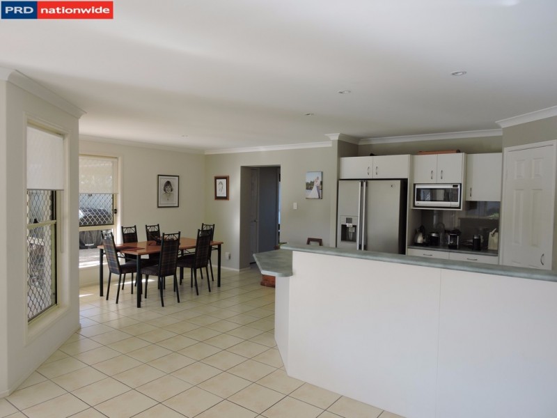 258 BESTMANN  ROAD, Sandstone Point QLD 4511