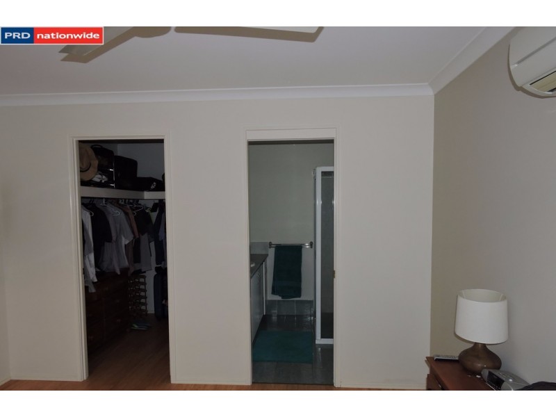 258 BESTMANN  ROAD, Sandstone Point QLD 4511