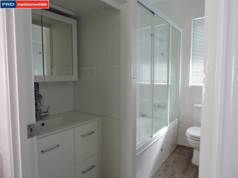 4 Cypress Ave, Woorim QLD 4507