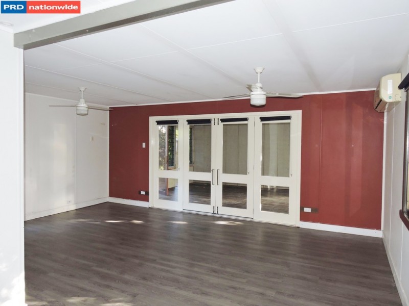 19 HAZELL AVE, Banksia Beach QLD 4507
