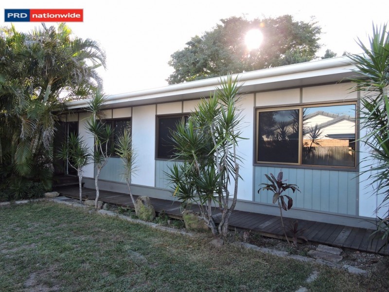 19 HAZELL AVE, Banksia Beach QLD 4507