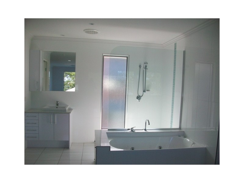 6/15 – 17 Sylvan Beach Esplanade, Bellara QLD 4507