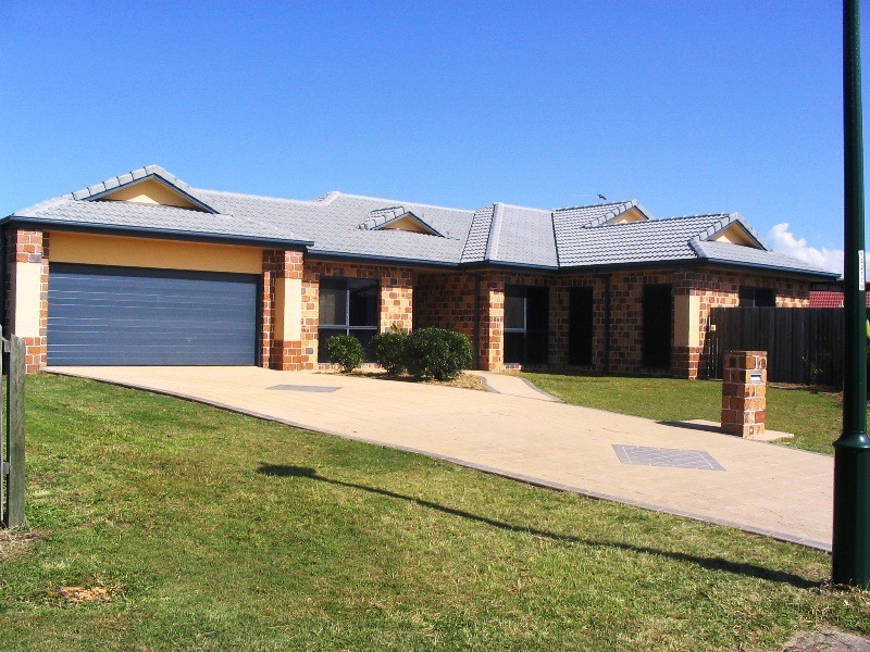 Sandstone Point QLD 4511