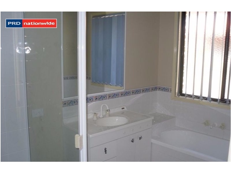 18 Carpenter Way, Sandstone Point QLD 4511