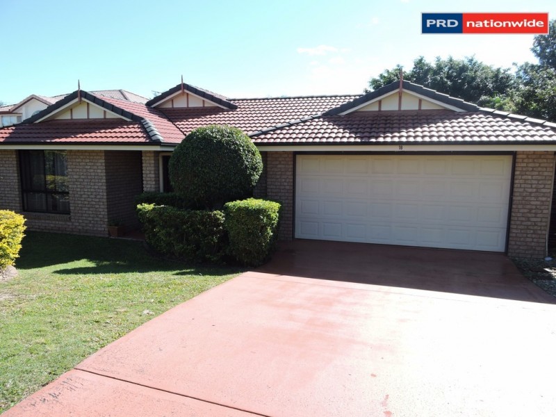 18 Carpenter Way, Sandstone Point QLD 4511