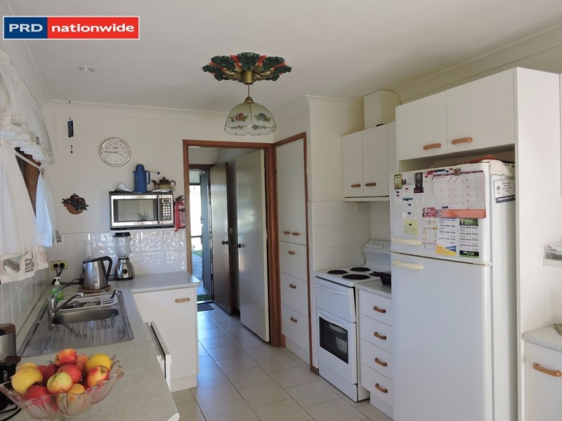 10 HAWAII COURT, Banksia Beach QLD 4507