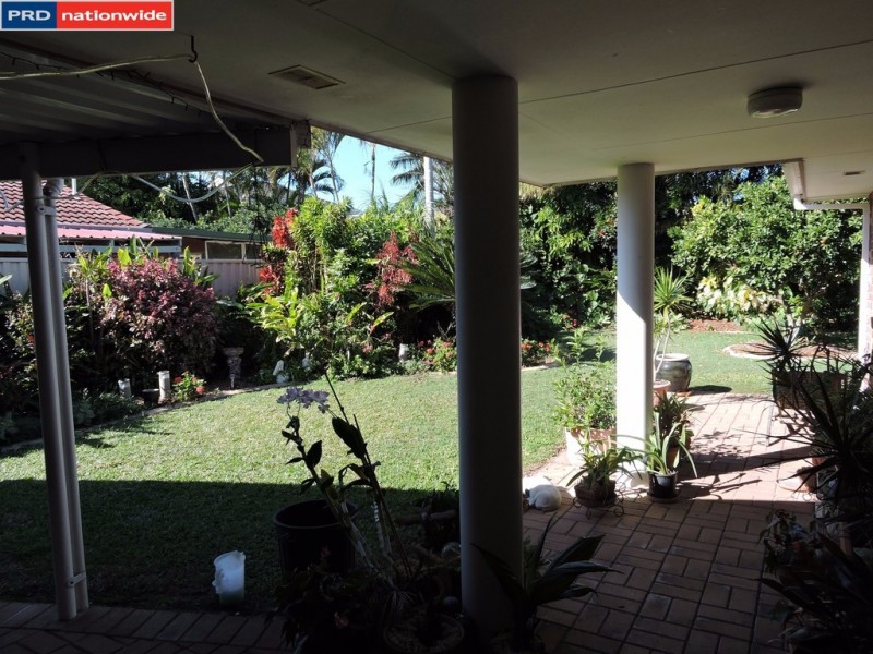 129 Bestmann Rd East, Sandstone Point QLD 4511