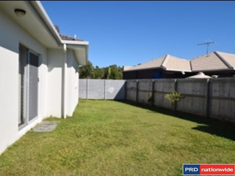 71 Sandstone Boulevard, Ningi QLD 4511