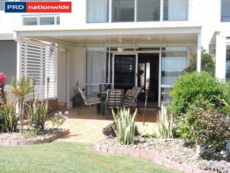 17 A SPINNAKER DRIVE, Sandstone Point QLD 4511