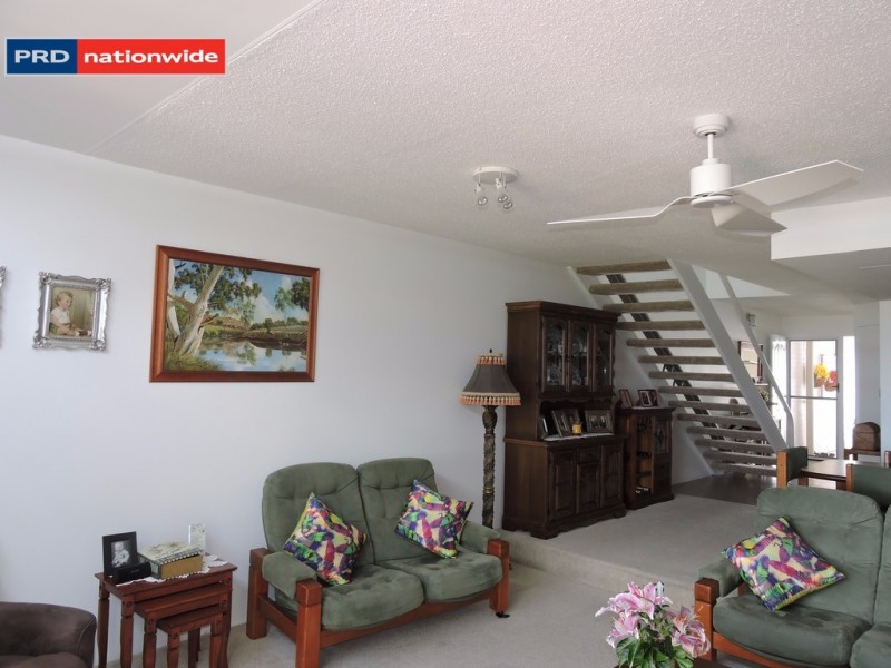 17 A SPINNAKER DRIVE, Sandstone Point QLD 4511