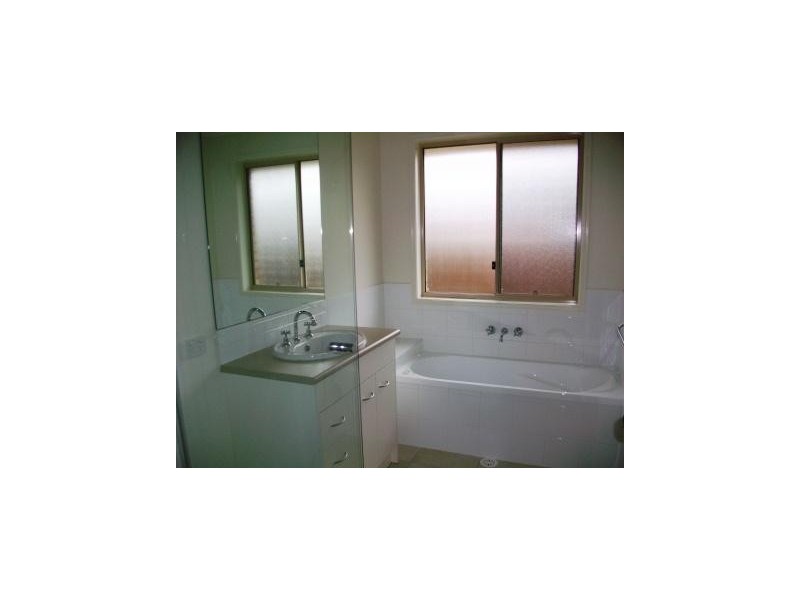 Sandstone Point QLD 4511