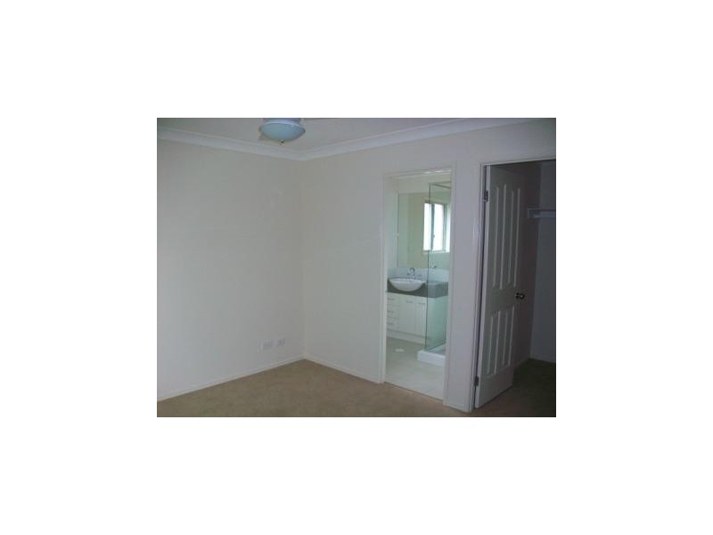 Sandstone Point QLD 4511