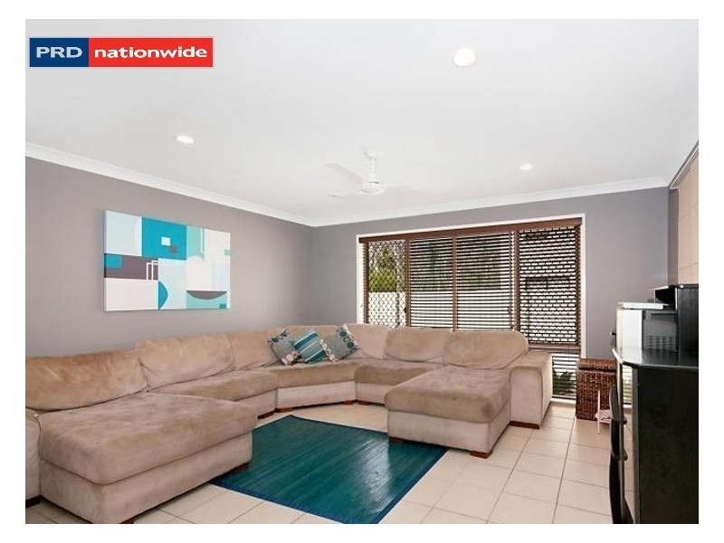 14 Myora Place, Sandstone Point QLD 4511