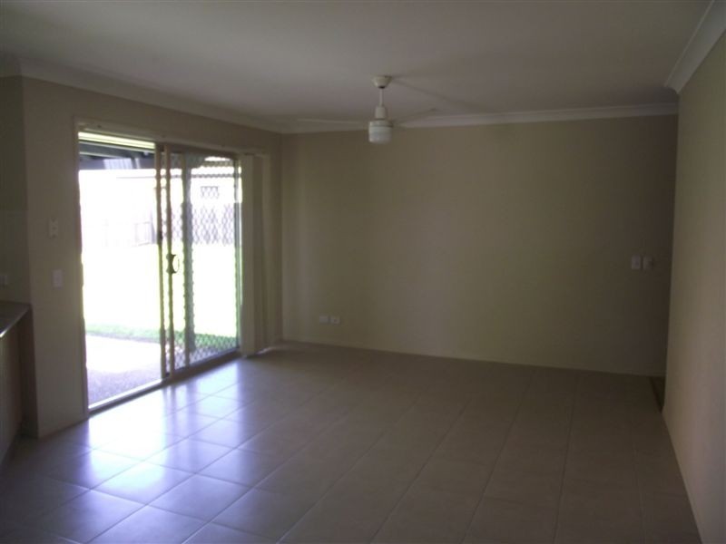 Sandstone Point QLD 4511