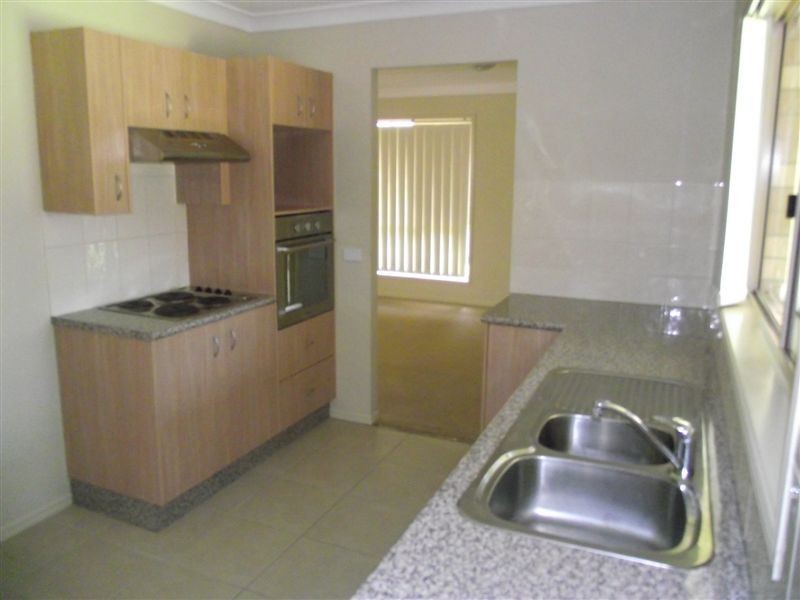 Sandstone Point QLD 4511