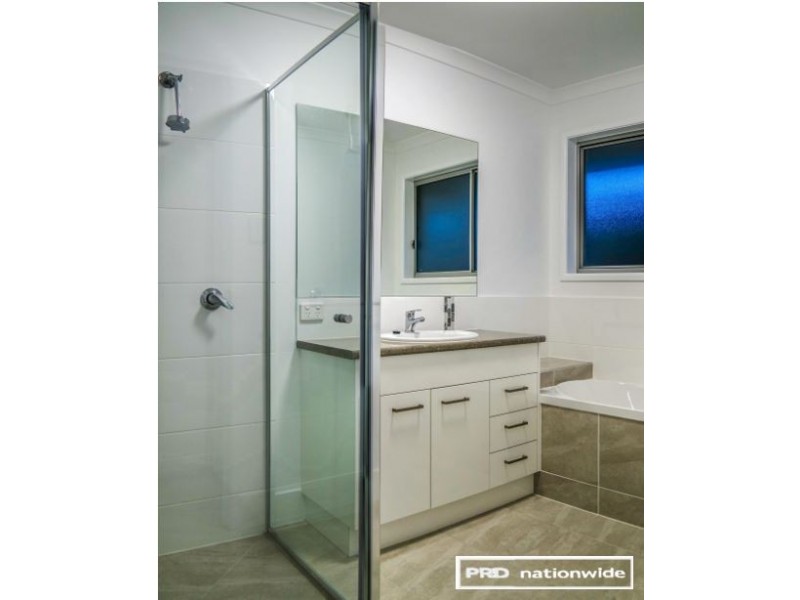 30 Cod Circuit, Bongaree QLD 4507