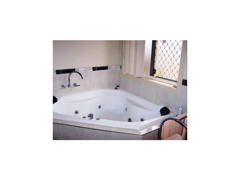 Sandstone Point QLD 4511