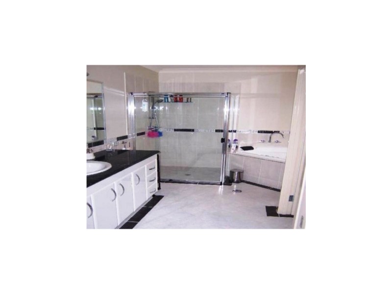 Sandstone Point QLD 4511