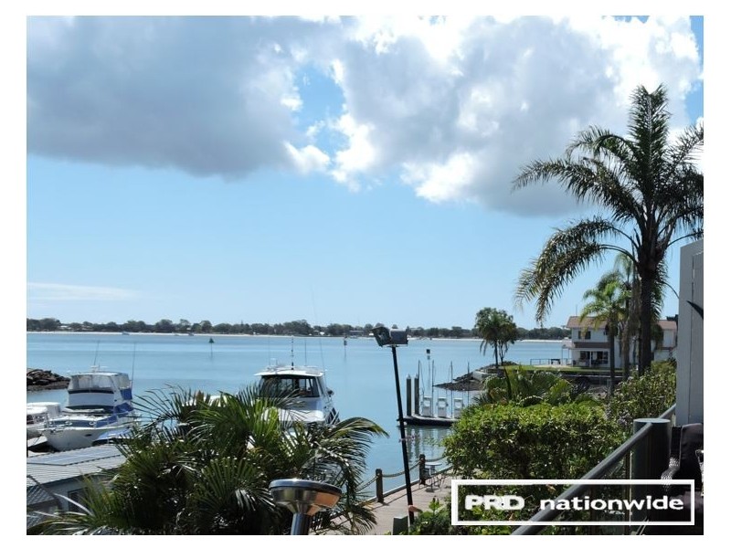 5/9-11 Spinnaker Drive, Sandstone Point QLD 4511