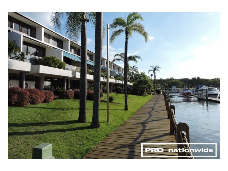 5/9-11 Spinnaker Drive, Sandstone Point QLD 4511