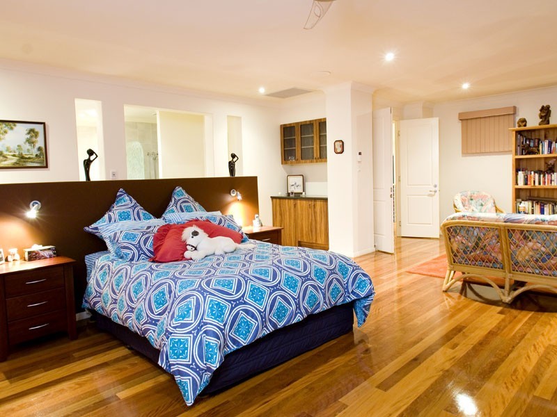 Sandstone Point QLD 4511